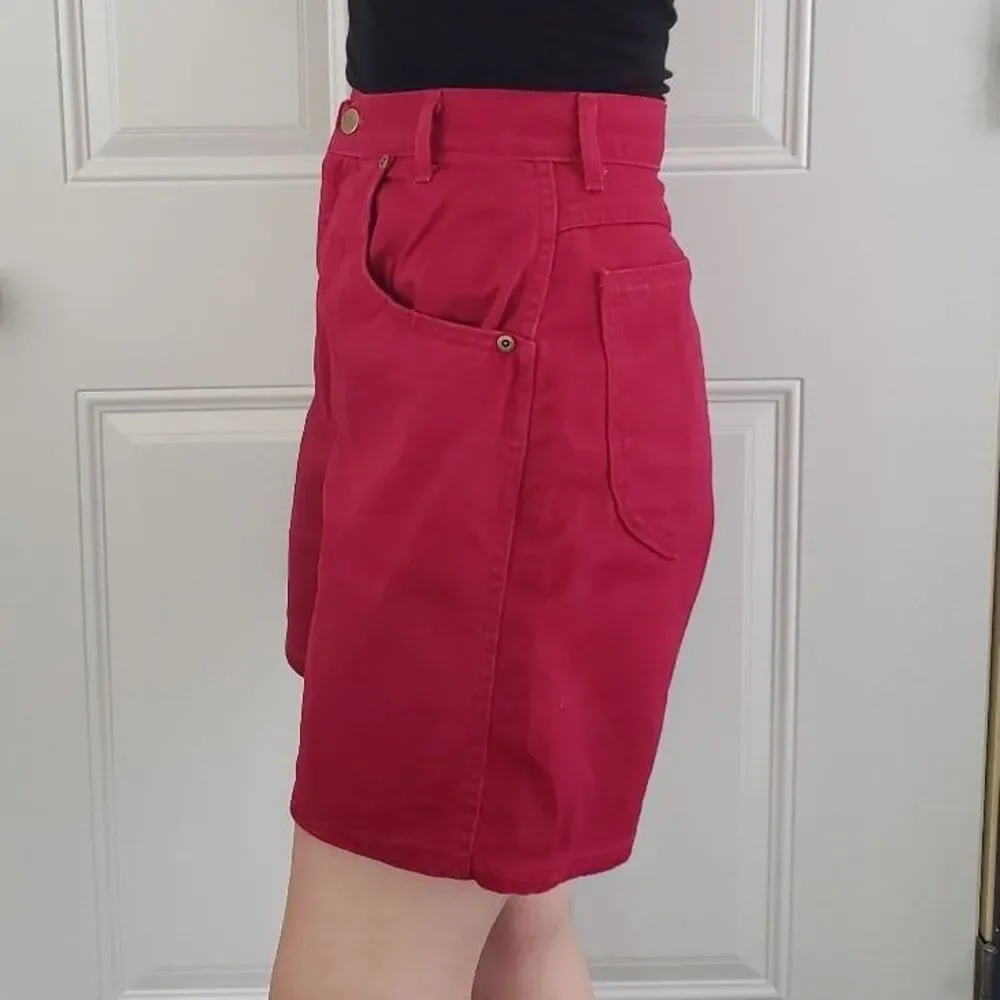 90s Chic Pink Denim Shorts‎